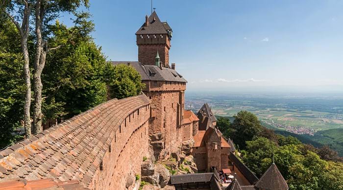 Alsace is home to wonderful countryside and beautiful châteaux, including Château du Haut-Kœnigsbourg