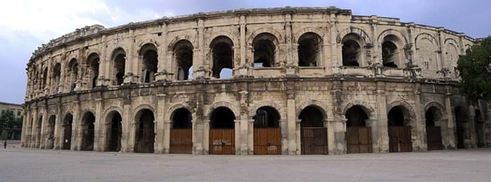 Nîmes and its beautiful buildings