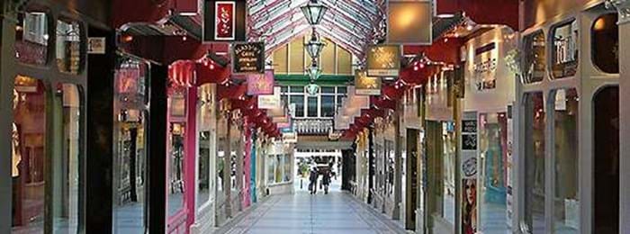 Pour faire du shopping à Leeds, rendez-vous aux Queens Arcade !