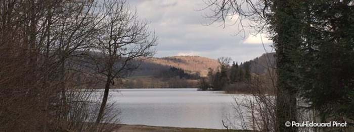 Lakes-Lac-dllay