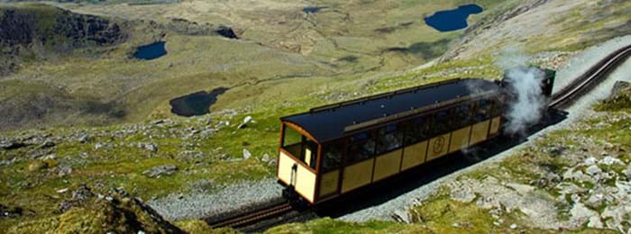 Le petit train (« Snowdonia mountain railway »), une belle alternative pour arriver en haut du mont Snowdon.