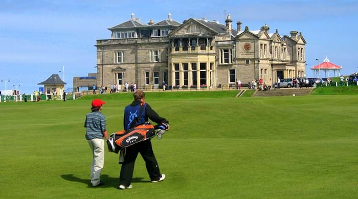 Une partie de golf en Ecosse ? St. Andrews est l’une des meilleures adresses pour taper la balle.